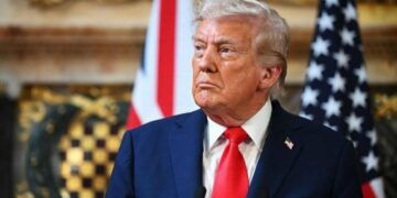 “Ми готові до дій”: Трамп пригрозив Ірану втручанням США у разі насильницьких дій щодо протестувальників