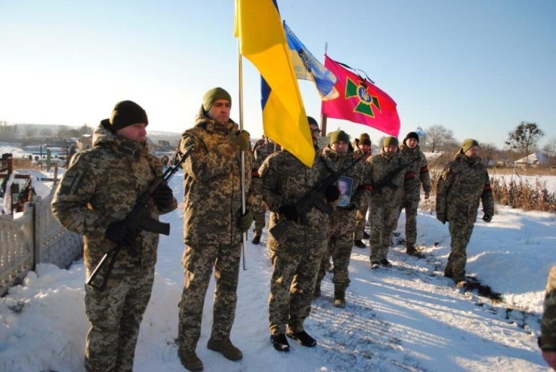 На Сумщині попрощалися з прикордонником із Сум Сергієм Корніловим