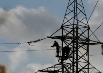 Осколкові поранення під час атаки: постраждав працівник “Миколаївобленерго”