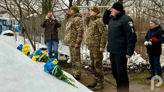 Пам&rsquo;ять про Крути: у Луцьку вшанували 108-му річницю бою. ФОТО