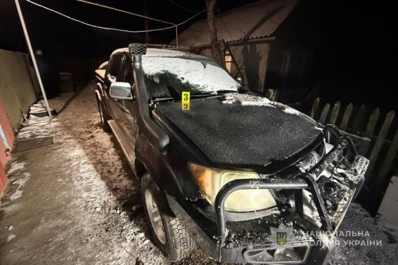 Підпал авто через ревнощі: на Сумщині поліцейські затримали зловмисника