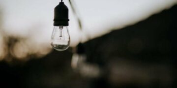 Понад 4 тисячі споживачів Миколаївського району залишаться без світла