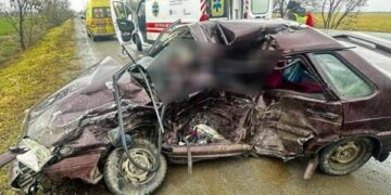 Смертельна ДТП на трасі біля Шевченкового: загинули двоє людей, водія позашляховика затримали, – ФОТО