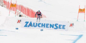 Сніг та сильній вітер. Жіночий супергігант Кубка світу скасовано