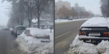 У Луцьку дороги очищуватимуть від снігу та ожеледиці: водіїв просять не залишати авто на узбіччях