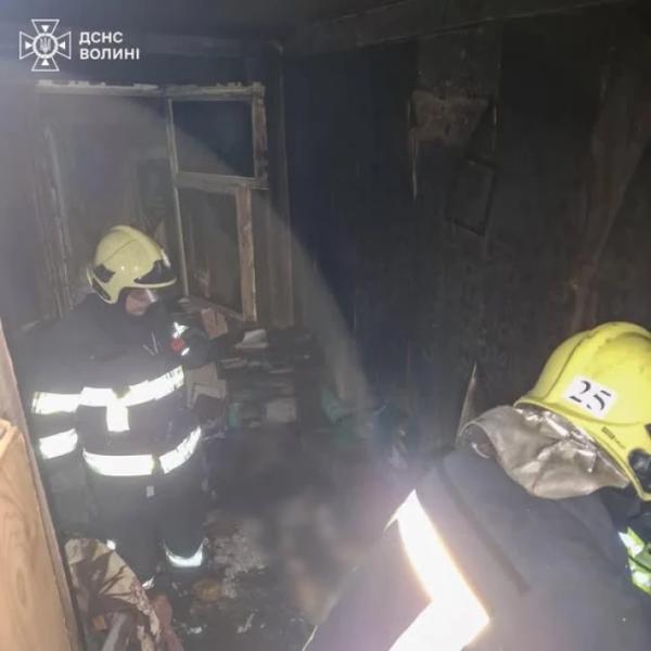 У Луцьку під час пожежі в дев’ятиповерхівці загинула жінка
