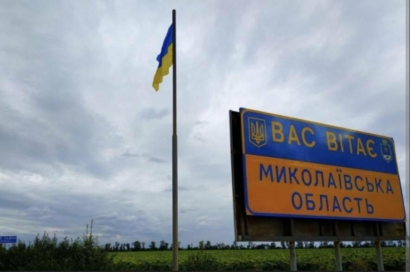 Удари по громадах Миколаївщини: поранені енергетик і четверо дітей