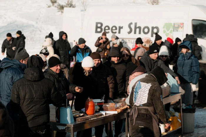Велика гірка та смачна їжа: біля Луцька організували благодійний захід, щоб врятувати Матвія Колядюка