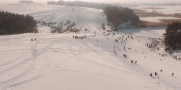 Велика гірка та смачна їжа: біля Луцька організували благодійний захід, щоб врятувати Матвія Колядюка