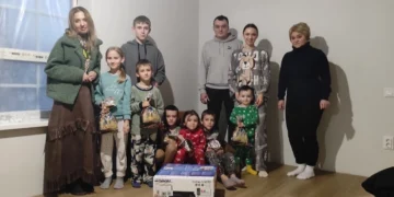 Вихованці дитячих будинків сімейного типу Боратинської громади отримали новорічні подарунки