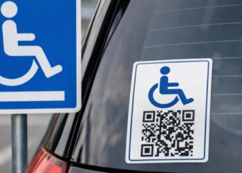 Паркування для людей з інвалідністю: в Україні запроваджують QR-коди та більші штрафи