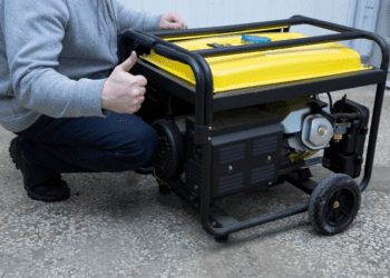 В Україні стартує програма “Енергопідтримка для ФОП”: підприємці можуть отримати до 15 000 гривень допомоги