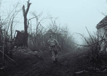 Світові зірки заспівали про Україну: U2 презентували кліп із фронту (ВІДЕО)