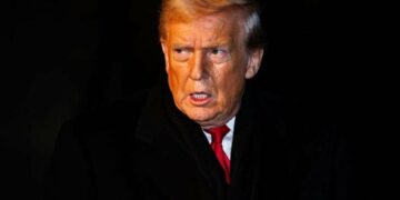 Трамп оголосив режим НС через Кубу і пригрозив митами