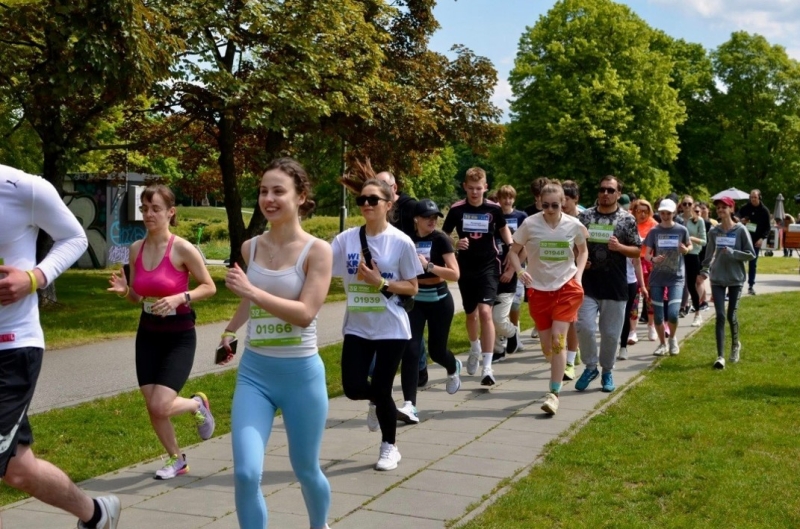 Київ – місто пристрасті й спротиву. Телеведуча Марічка Падалко ділиться маршрутами для побачень і поцілунків