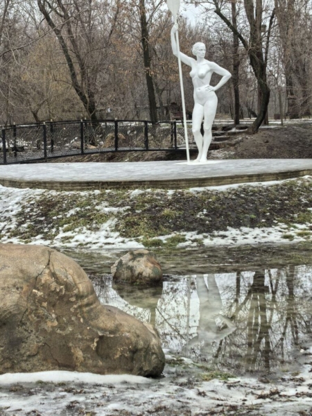 Луганськ після відлиги пішов під воду: окупанти називають це &ldquo;Венецією&rdquo;, - ФОТО