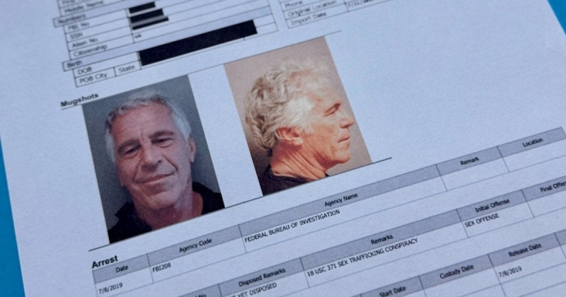 Секс-імперія Епштейна могла бути пасткою КДБ для світових еліт: стали відомі нові деталі