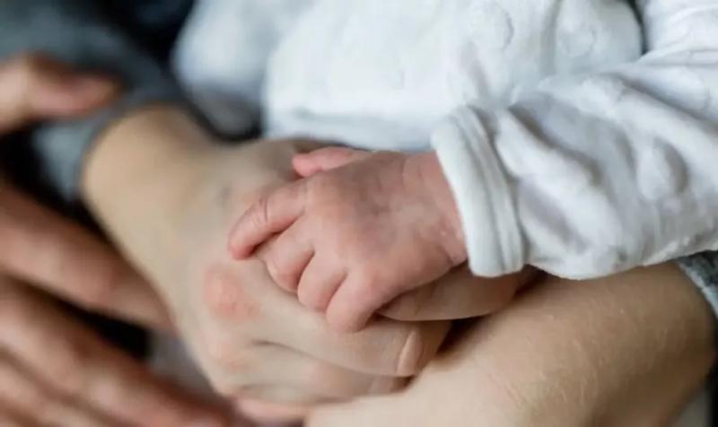 Чотири роки війни спричинили падіння народжуваності в Україні, країна на межі демографічної катастрофи