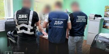 На Хмельниччині судитимуть групу осіб за оборудки із закупівлями для військовослужбовців