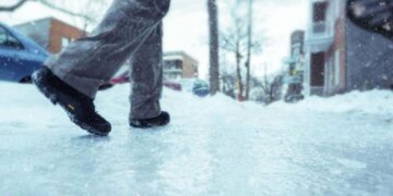 У Запоріжжі прогнозують мінливу погоду: коливання температури, дощі і ожеледицю