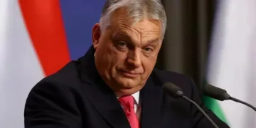 Угорщина зупинила 90 мільярдів євро для України