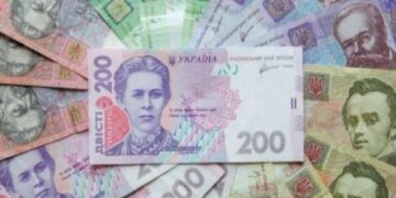 “52 000 грн зарплати на місяць”: на Тернопільщині роботодавці терміново кичуть працювати людей