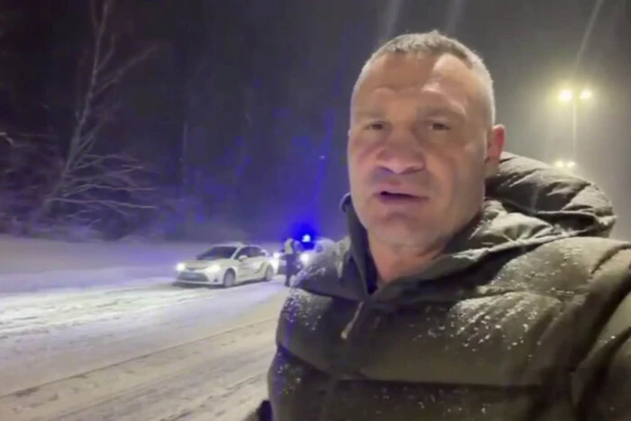 Снігопад у Києві. Кличко особисто виїхав перевірити роботу комунальних служб