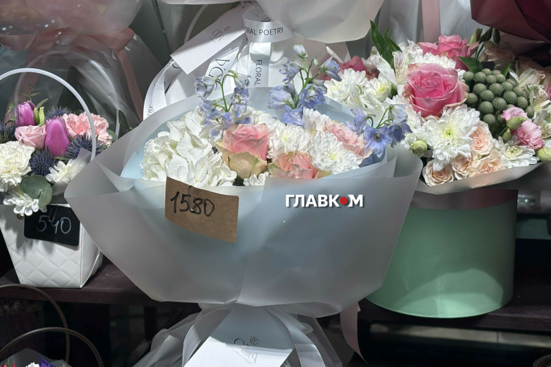 Квітковий ажіотаж у Києві: скільки коштує символ кохання у 2026 році