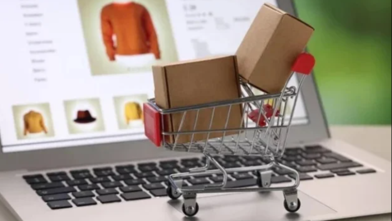 Податок на OLX і посилки: до чого готуватися українцям