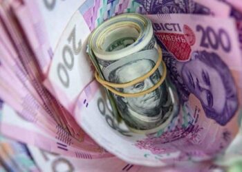 “Пенсії перерахують на 12,1% з 1 березня цим українцям”: міністр соцполітики Денис Улютін зробив важливу заяву