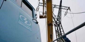 Під час відновлення світла в Запоріжжі стався повторний обстріл: є нові пошкодження