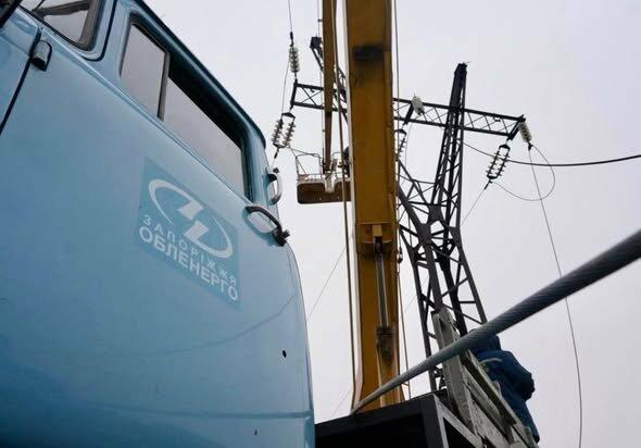 Під час відновлення світла в Запоріжжі стався повторний обстріл: є нові пошкодження