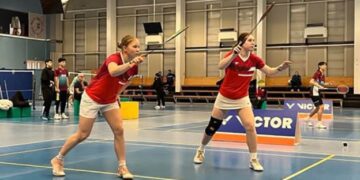 Бадмінтоністки з Дніпра здобули «срібло» на турнірі в Угорщині