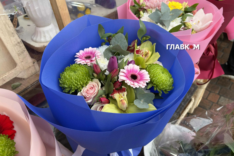 Квітковий ажіотаж у Києві: скільки коштує символ кохання у 2026 році