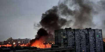 На Оболоні через вибух трансформатора спалахнула пожежа