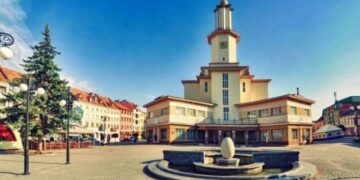 Івано-Франківськ очолив туристичний рейтинг Прикарпаття