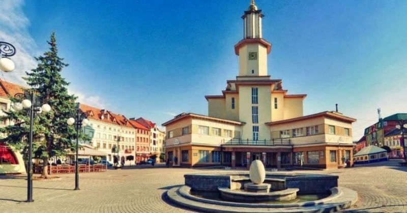 Івано-Франківськ очолив туристичний рейтинг Прикарпаття