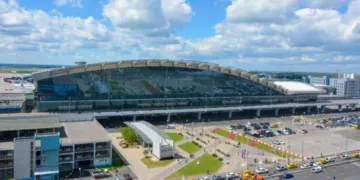 Аеропорти Москви вдруге за день обмежили роботу через атаку дронів