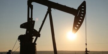 Країни ОПЕК+ задумали збільшити видобуток нафти – ЗМІ