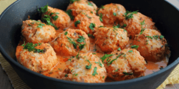 Ситна вечеря за годину: як приготувати ліниві голубці (ФОТО)