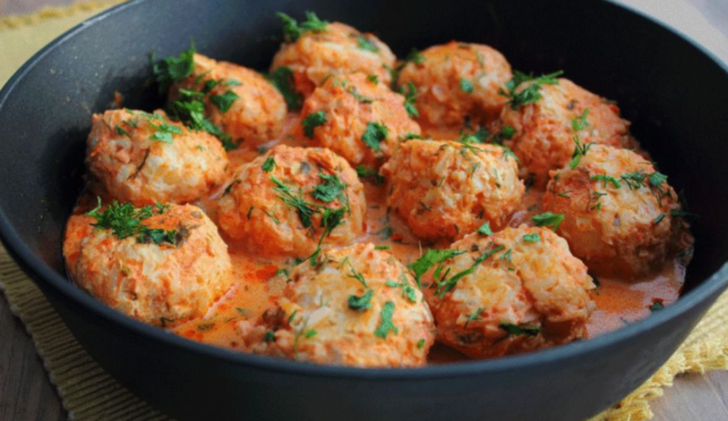 Ситна вечеря за годину: як приготувати ліниві голубці (ФОТО)