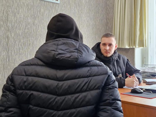 Через конфлікт зі стрільбою з військовими в Кам&rsquo;янському затримали двох чоловіків