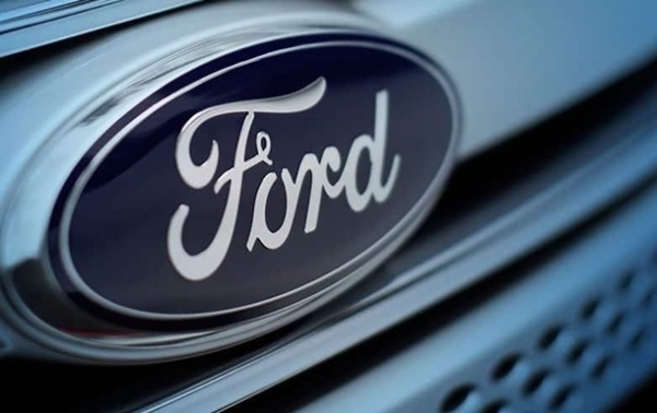 Ford втретє відкликає свої гібриди, але не має рішення проблеми