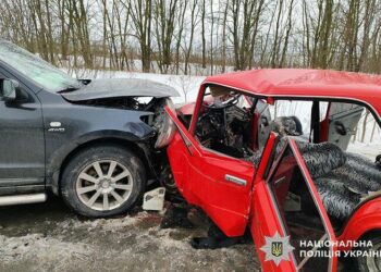 Смертельна ДТП поблизу села Хролин: загинули двоє людей, є травмовані