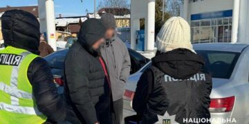 Поліція ліквідувала схему продажу водійських посвідчень у Хмельницькому