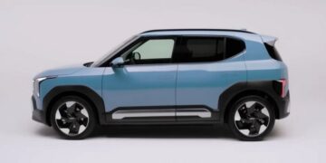 Новий бюджетний кросовер Kia показали наживо (ФОТО)