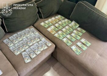 Одні рятувальники гинуть, рятуючи людей, інші – торгують посадами: на Прикарпатті викрито цинічну схему (ФОТО)