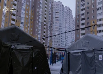 Атака на Київ 12 лютого: комунальники відновили опалення в усіх будинках