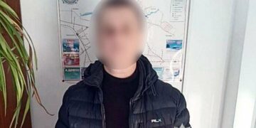 Виманив майже 80 тисяч гривень: деталі справи про шахрайство на Хмельниччині