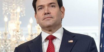 Росія відреагувала на заяву щодо отруєння Навального: “Вкид” і “знущання з покійного”